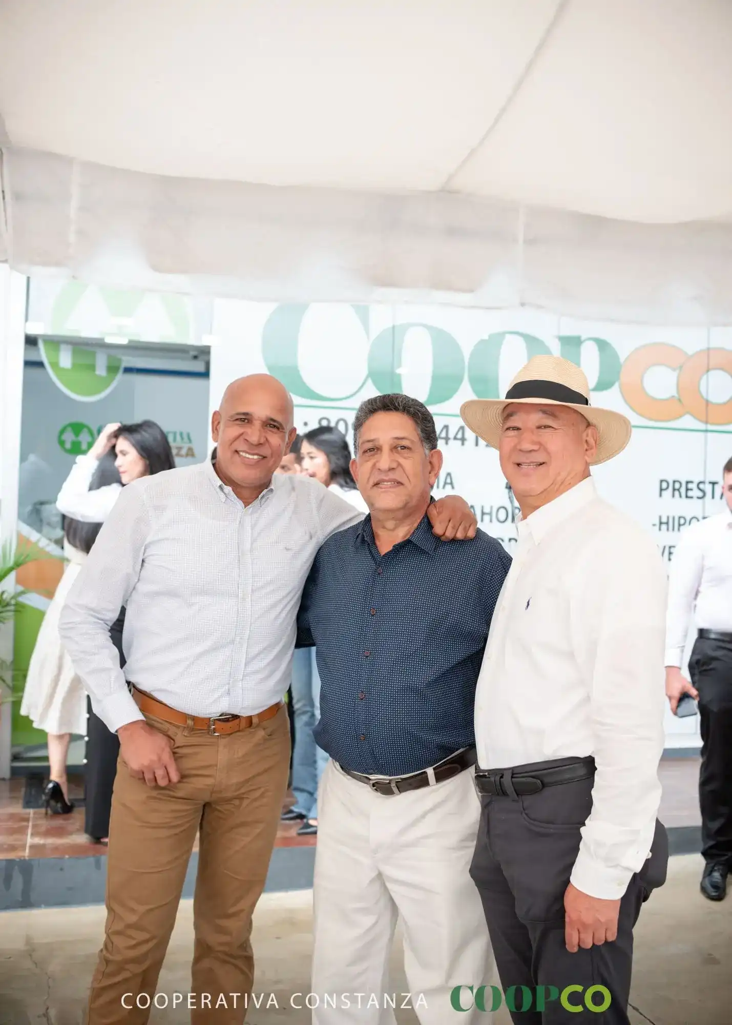 Imagén de Reunión por la inauguración