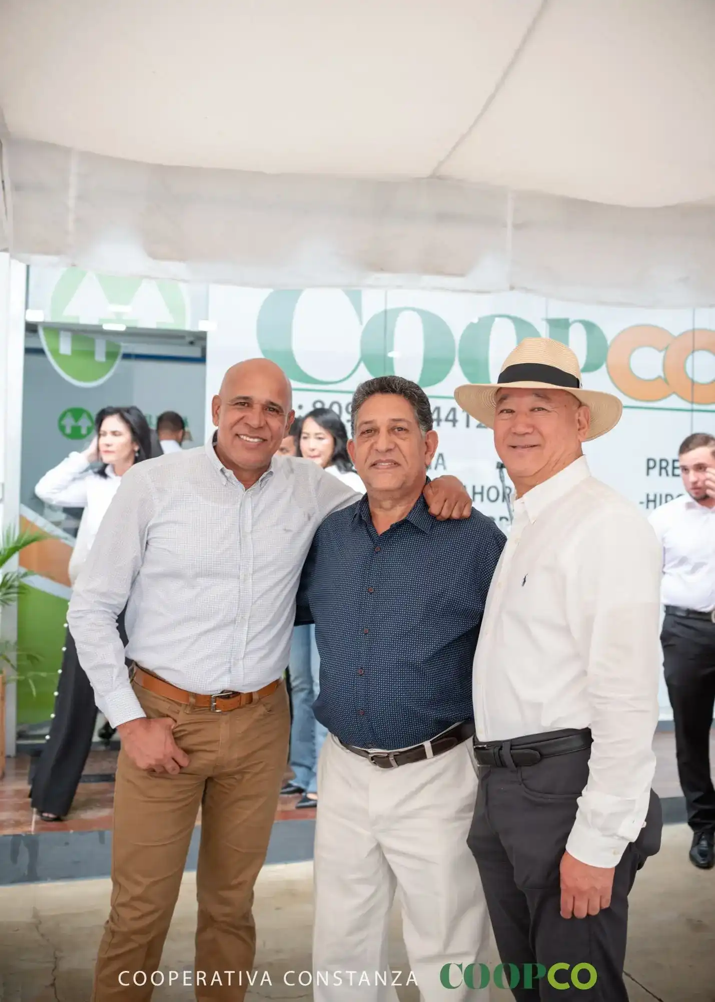 Imagén de Reunión por la inauguración